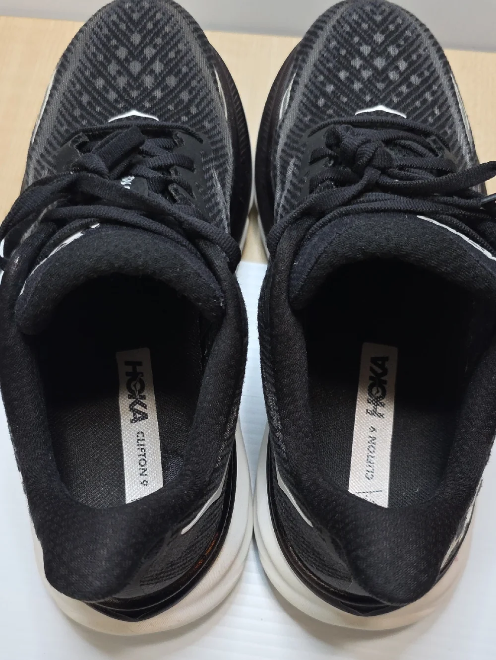 Hoka Clifton 9 Womens 9.5B Black Running Shoes with White Accents No Box - Picture 7 of 15